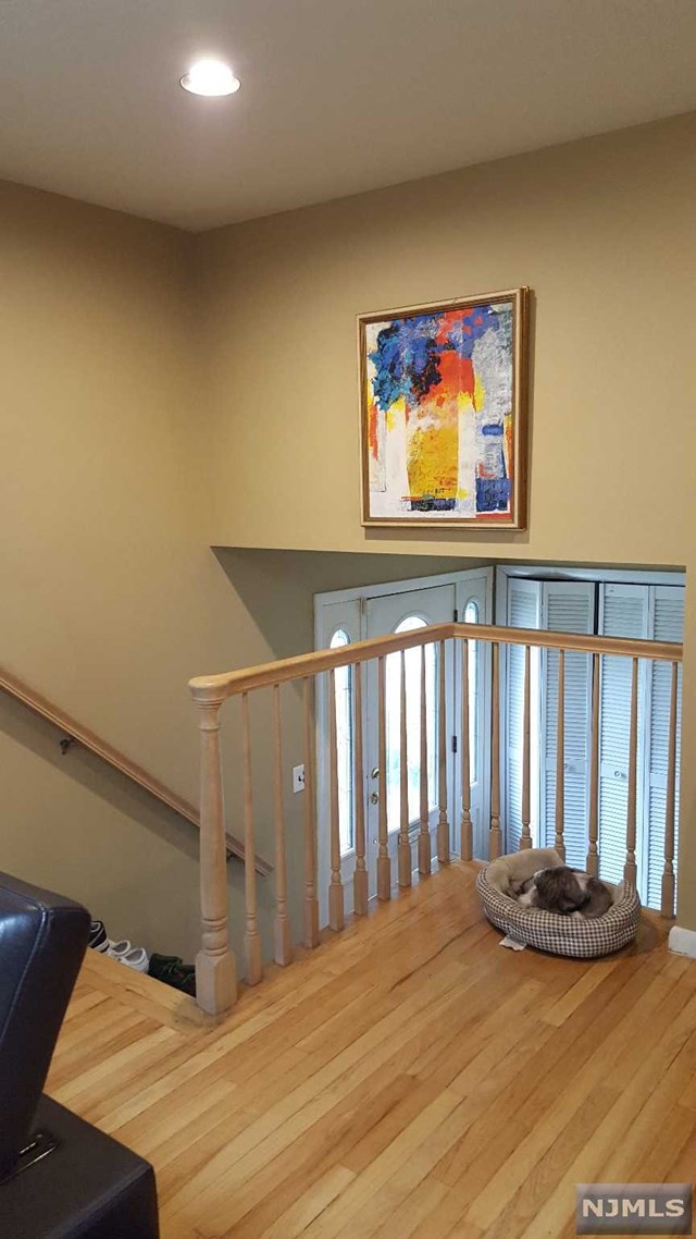 64 Hemlock Dr