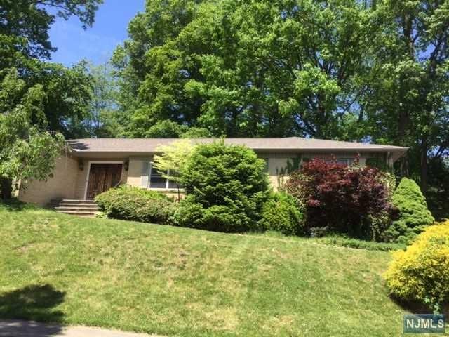 7 Clarkson Ct