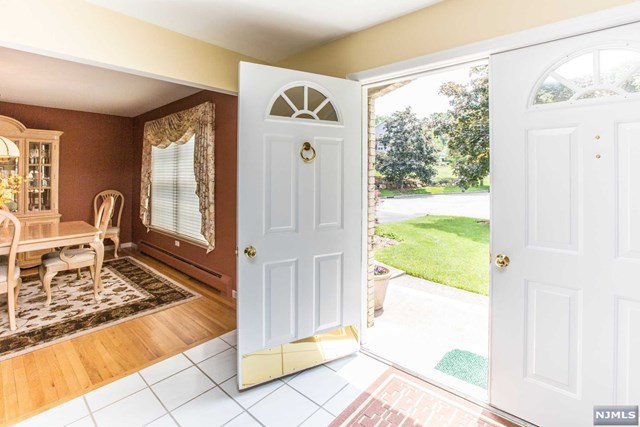 For Sale: 6 Dibella Dr Park Ridge, NJ 07656