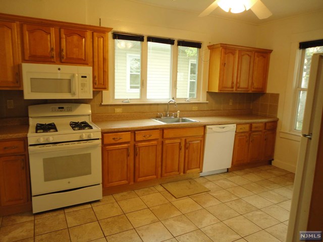 42 Long Valley Rd
