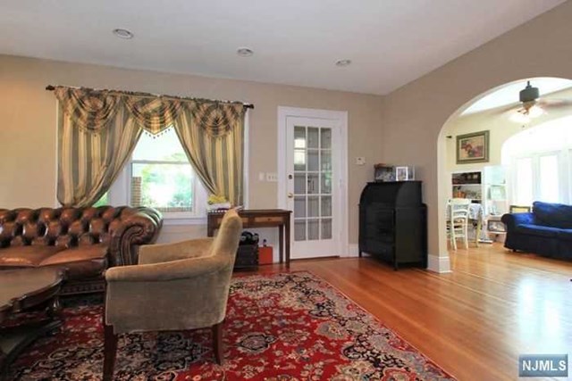 For Sale: 1304 Hastings St Teaneck, NJ 07666