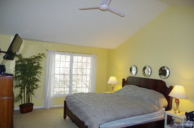143 Bramley Ct, Westwood NJ 07675