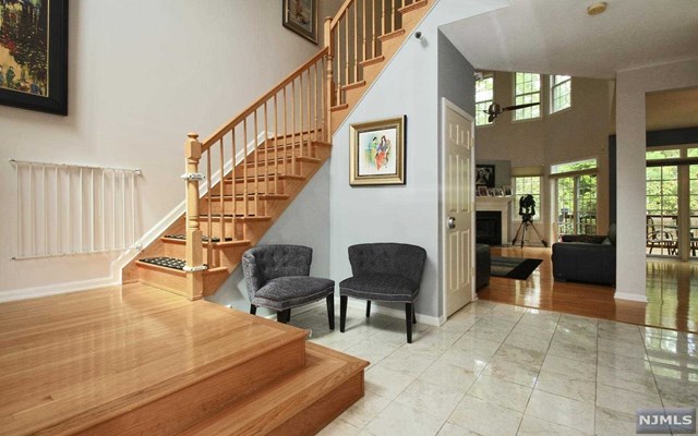For Sale: 32 Pine Lake Ter Westwood, NJ 07675