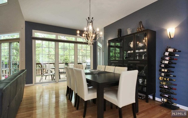 For Sale: 32 Pine Lake Ter Westwood, NJ 07675