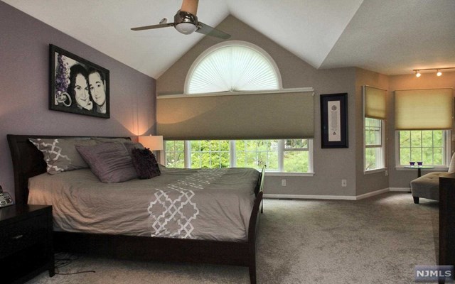 For Sale: 32 Pine Lake Ter Westwood, NJ 07675
