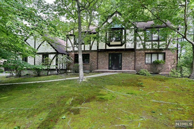 For Sale: 88 Willow Dr Westwood, NJ 07675