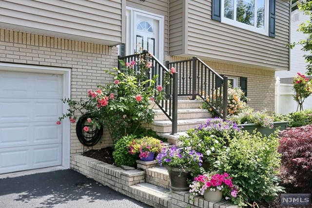 For Sale: 38 Palisade Ave Westwood, NJ 07675