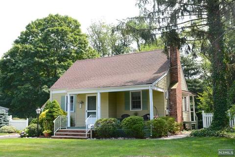 49 Woodfield Rd