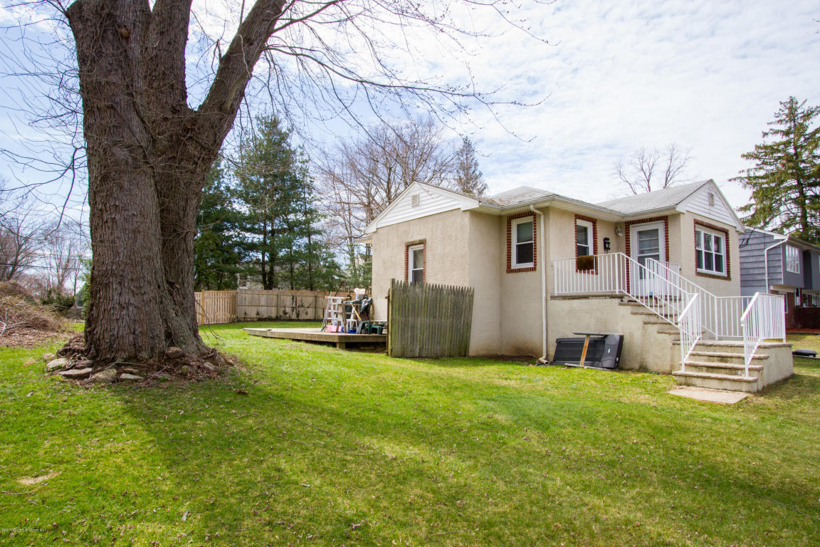 28 Riverside Ave #6L