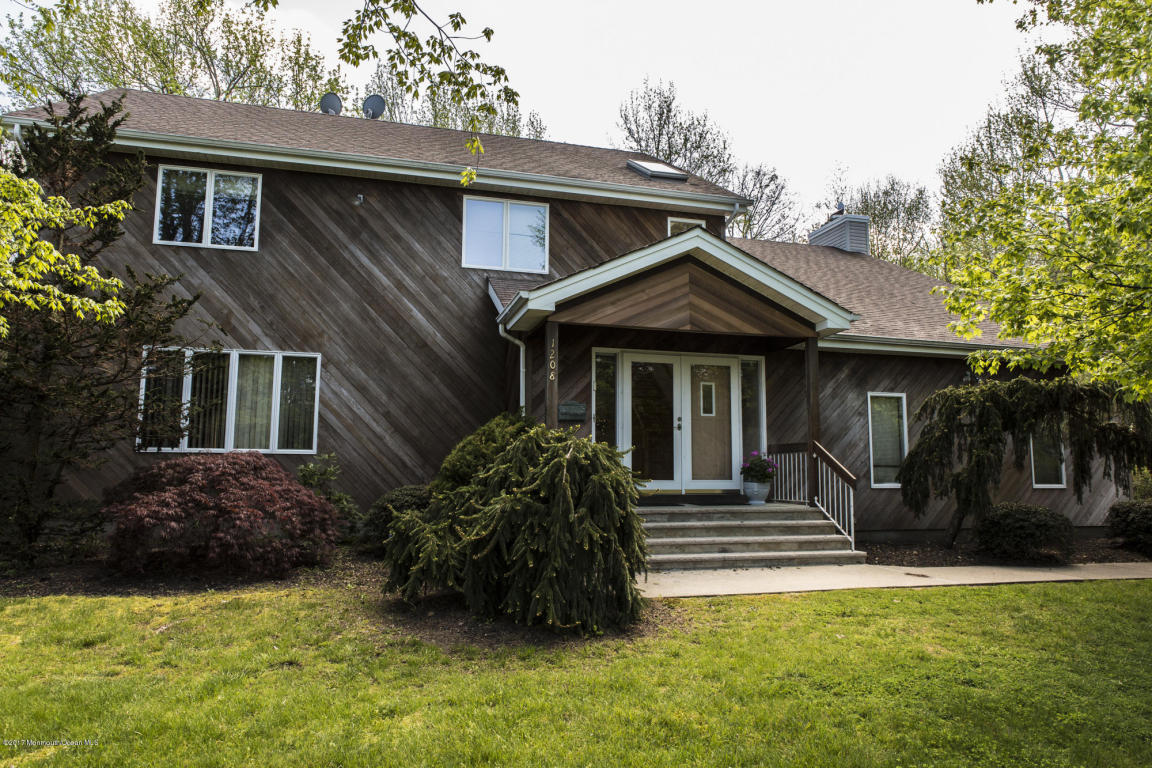 27 Marisa Ct