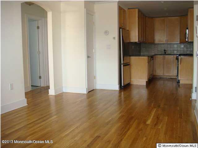 912 Monroe Ave