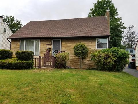 808 Dunlewy St