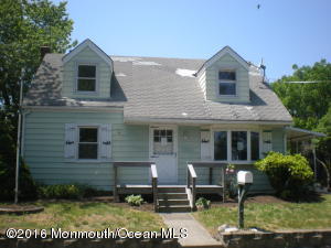 For Sale: 154 Ridge Ave Belford, NJ 07718