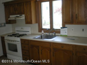 For Sale: 154 Ridge Ave Belford, NJ 07718