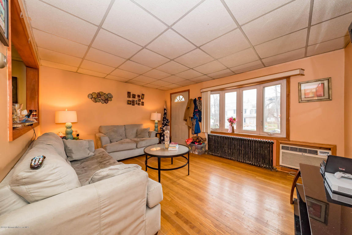 282 W Prospect Ave