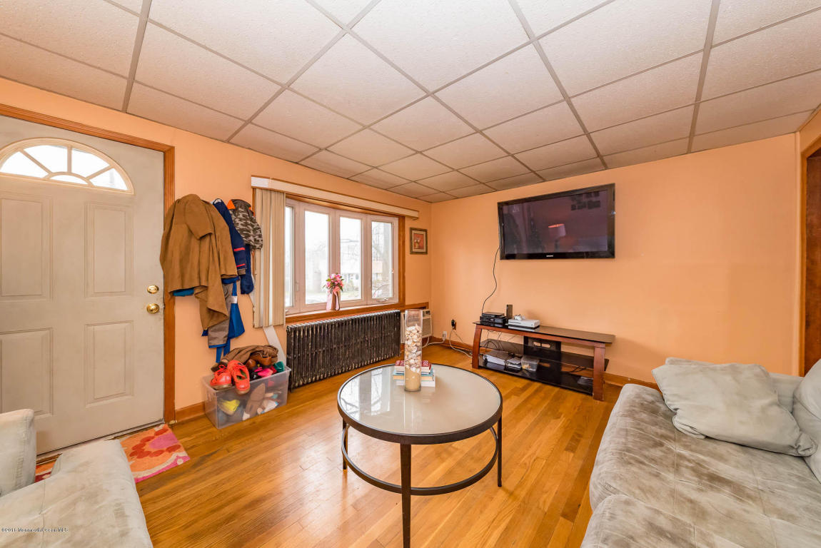 282 W Prospect Ave