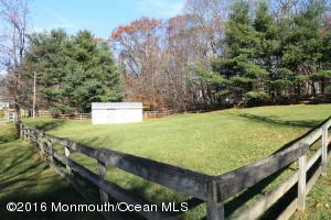 6 Magnolia Ln