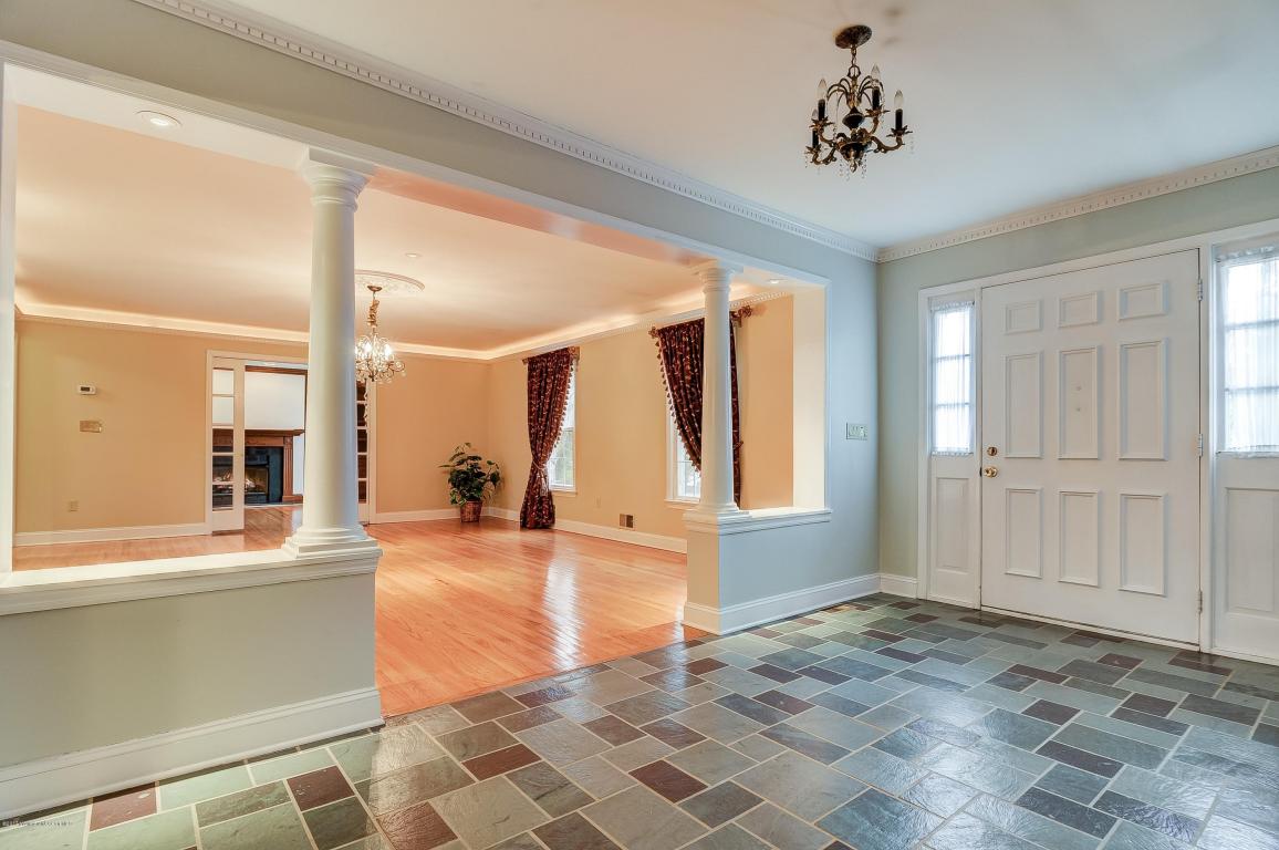 10 Richmonde Ct