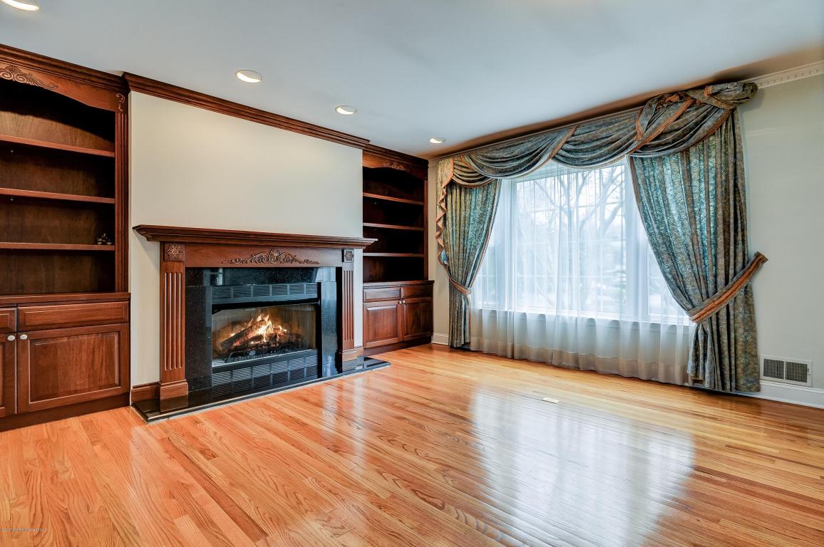 10 Richmonde Ct