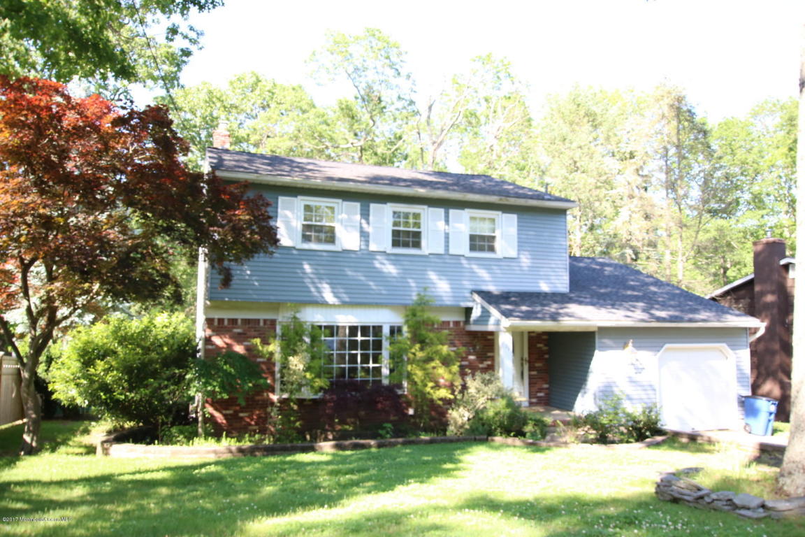 79 Walter Ave
