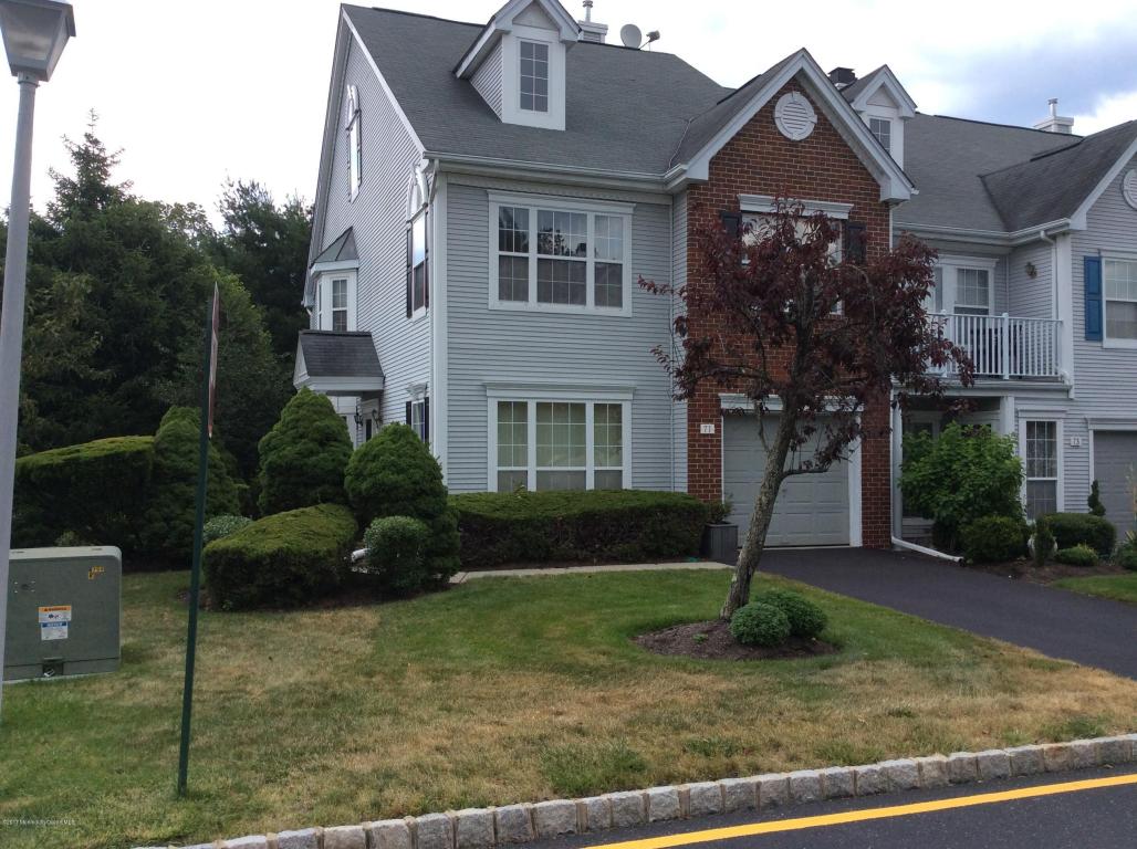 79 Walter Ave