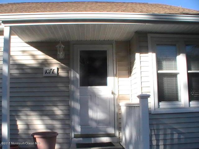 165 W 6th St
