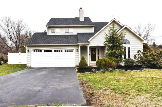 203 Barnstable Ct