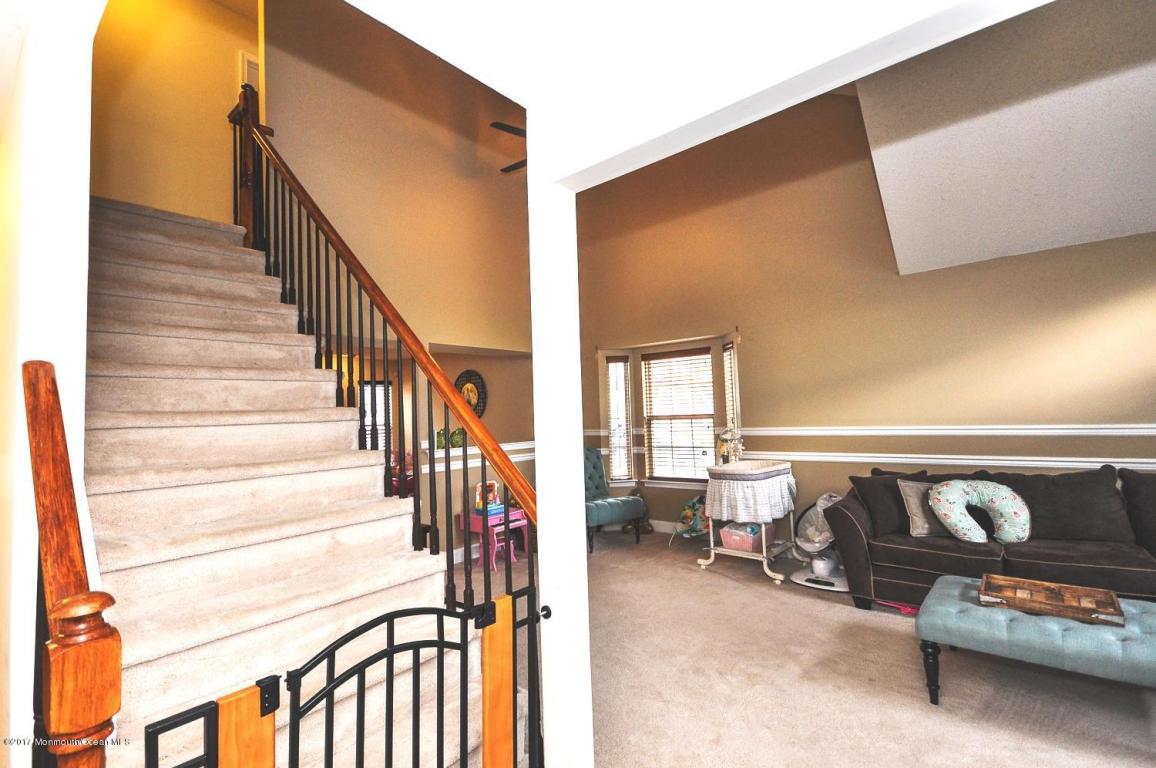 203 Barnstable Ct