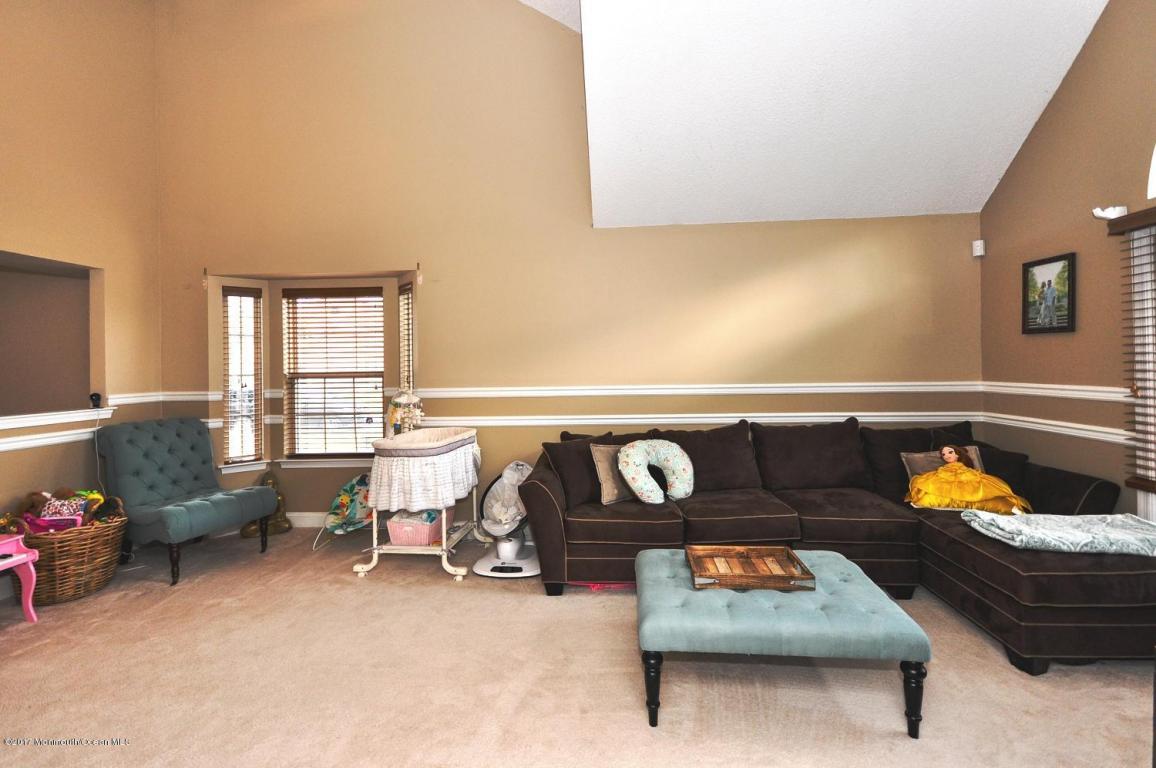 203 Barnstable Ct