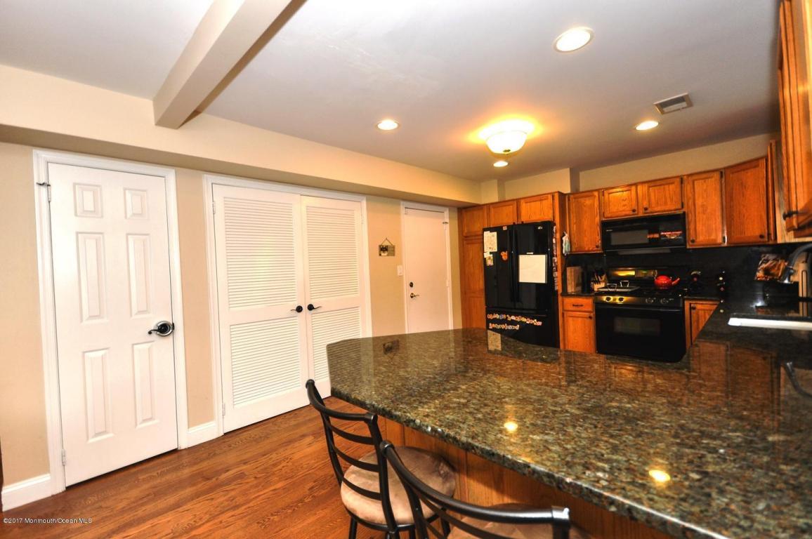 203 Barnstable Ct
