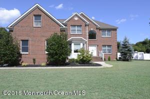 24 Julianne Ct