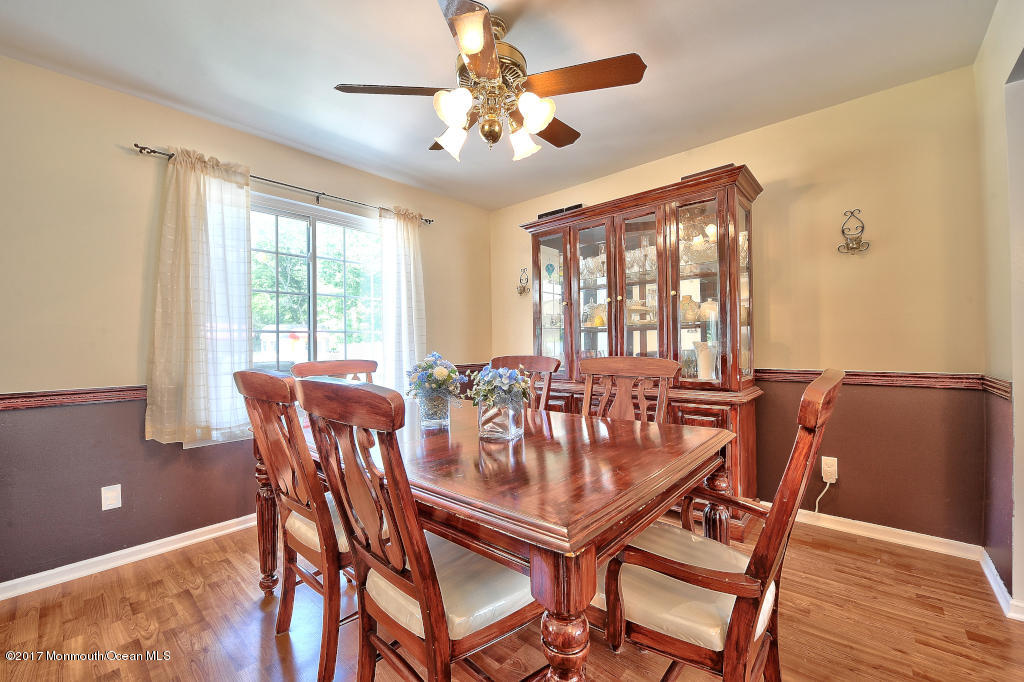 12 Hedgewood Rd