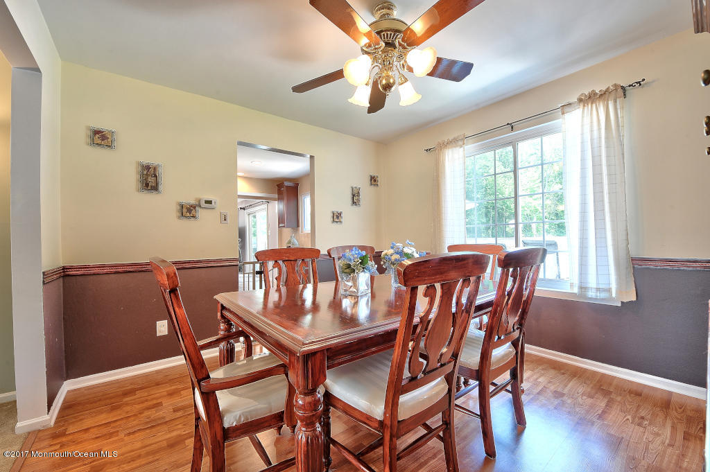 12 Hedgewood Rd