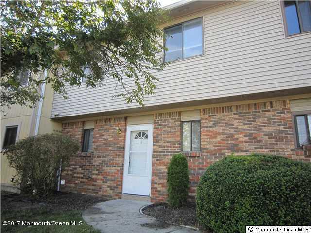 14 Lindsey Ct