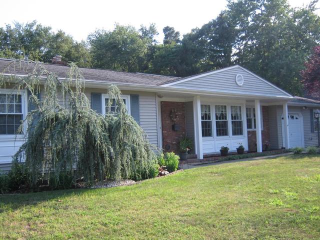 6 Laurel Ct