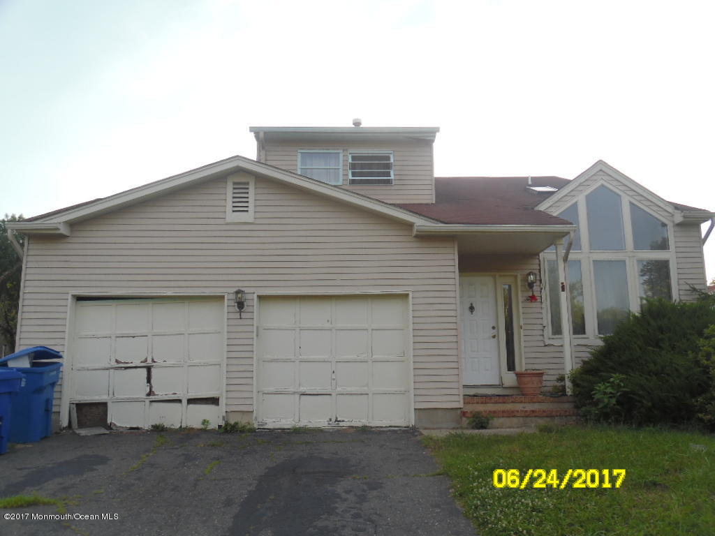 12 Westwood Dr