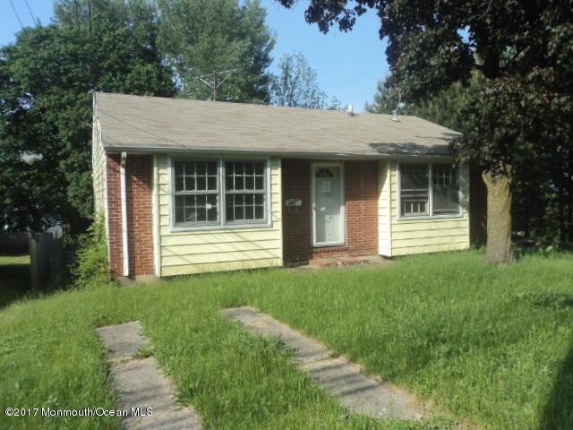 233 Bay Ave