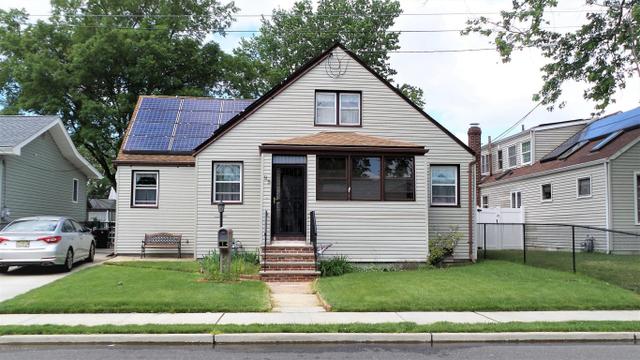 21 Woodland Ave