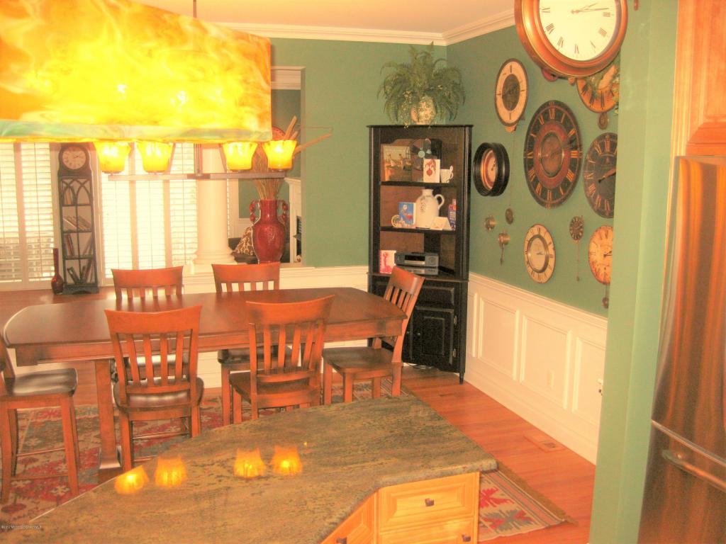 51 S Bath Ave #1