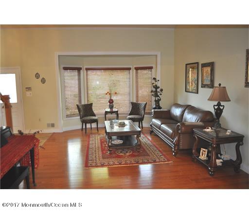 45 Gary Dr