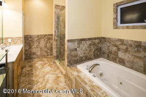 224 Lloyd Rd
