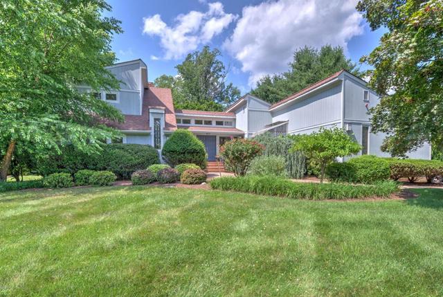 67 Mccutcheon Ct