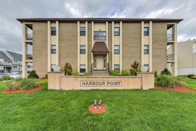 1201 Ocean Ave #64