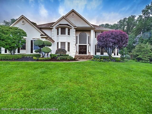 11 Monterey Ct