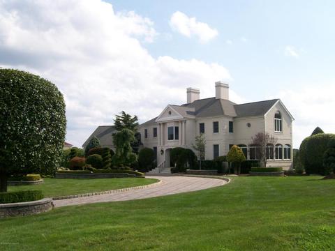 11 Monterey Ct
