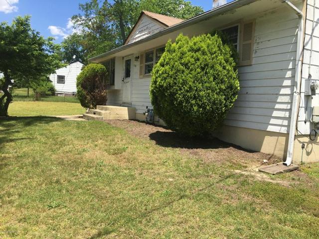 11 Frederick Ave
