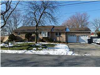 11 Frederick Ave