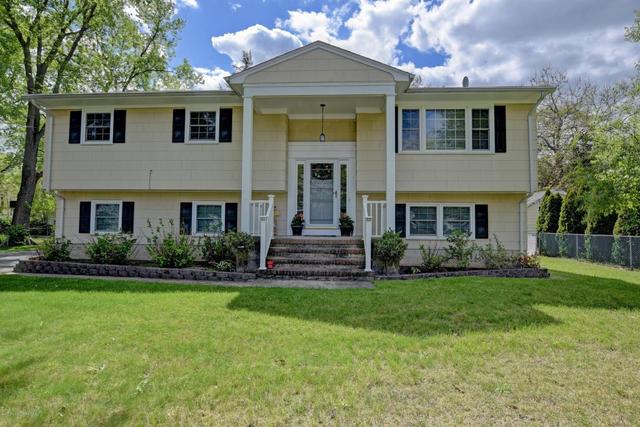 12 Lotus Ct