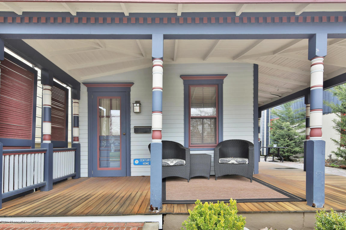 72 Lake Ave #1/2