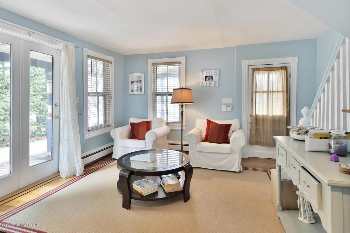 72 Lake Ave #1/2